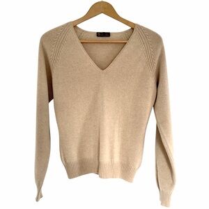 Loro Piana Elegant Cream V-Neck Sweater